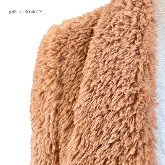 KENNETH COLE NY Blush Pink Teddy Bear Plush Faux Fur Mid-Length Coat - Picture 13 of 15